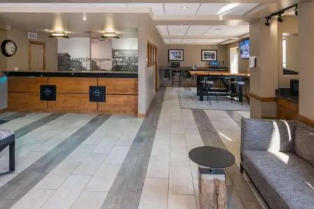 Best Western Plus Clocktower Inn - 1