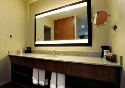 Best Western Plus Clocktower Inn - 7