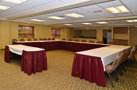 Best Western Plus Clocktower Inn - 32