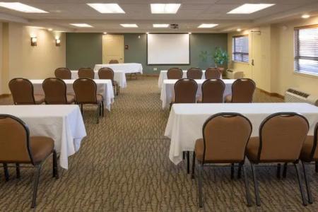 Best Western Plus Clocktower Inn - 28