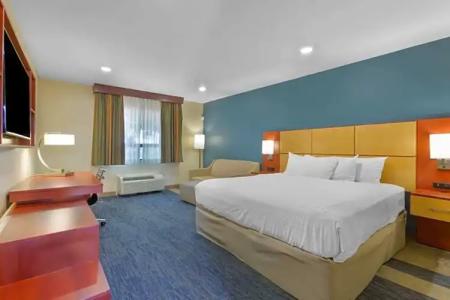 Best Western Plus Clocktower Inn - 65