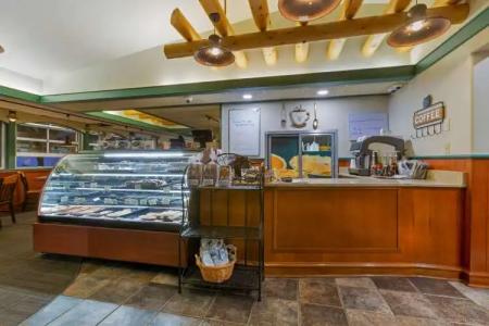 Best Western Plus Clocktower Inn - 10