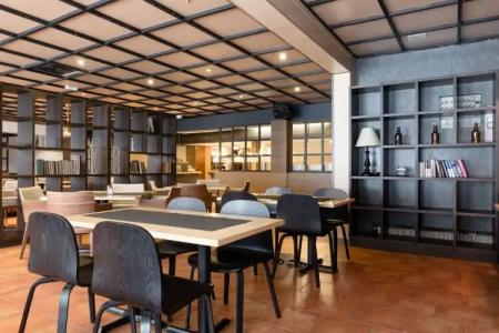 Samantta & Restaurant - 8