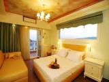 Deluxe room with sea view