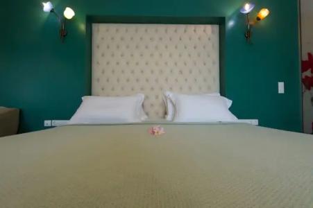 Irida Boutique - 134