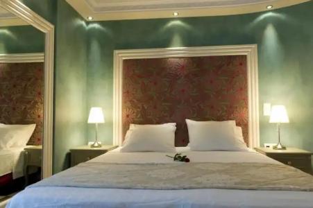 Irida Boutique - 111