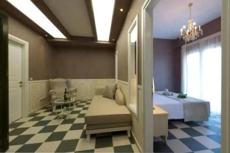 Irida Boutique - 110