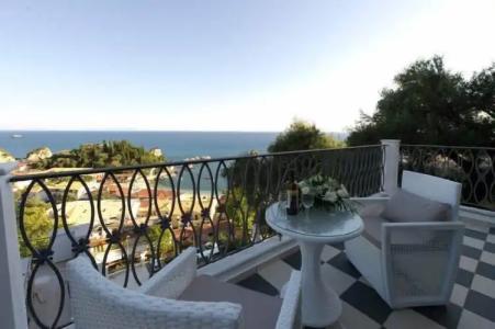 Irida Boutique - 123