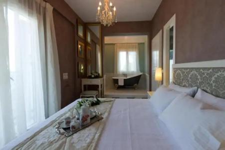 Irida Boutique - 107