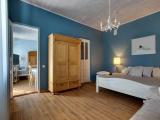 2 Bedrooms Family Suite with garden view