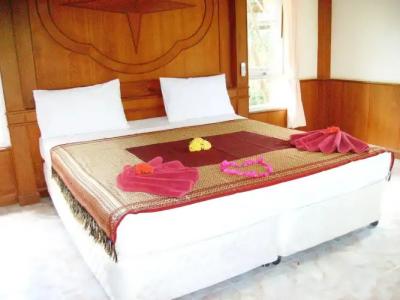 Lanta Palm Beach Resort Krabi , Koh Lanta - SHA Plus - 5