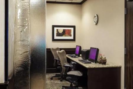 Crowne Plaza Anchorage-Midtown, an IHG - 13