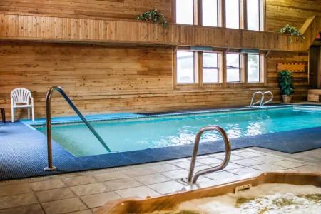 Quality Inn Airport - 11