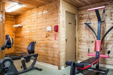 Quality Inn Airport - 12