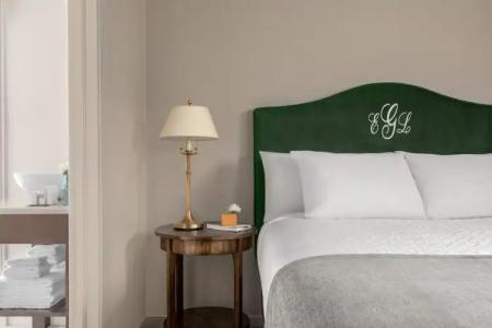 The Glidden House - 106