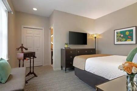 The Glidden House - 117