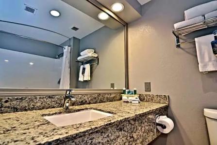 Holiday Inn Express Cleveland Downtown, an IHG - 62