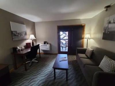 Best Western Plus Rio Grande Inn - 75