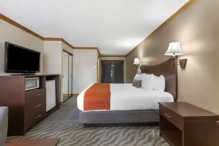 Best Western Plus Rio Grande Inn - 52