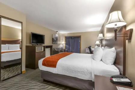 Best Western Plus Rio Grande Inn - 65