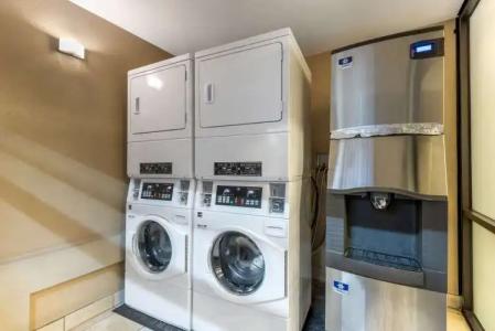 Best Western Plus Rio Grande Inn - 32