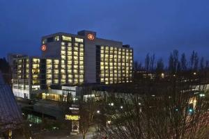 Hilton Eugene, Eugene