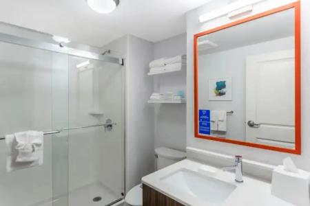 Hampton Inn Sioux Falls - 29