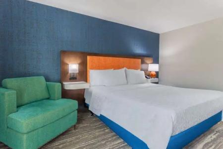 Hampton Inn Sioux Falls - 2