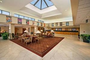 Ramada Plaza by Wyndham Fort Wayne Hotel & Conference Center, Fort Wayne