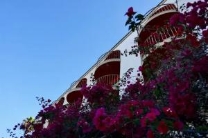 Golden Sails Hotel, Long Beach