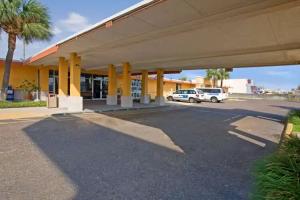 Americas Best Value Inn Laredo, Laredo