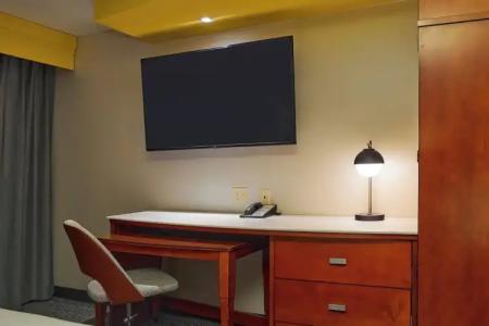 Courtyard Medford Airport - 126