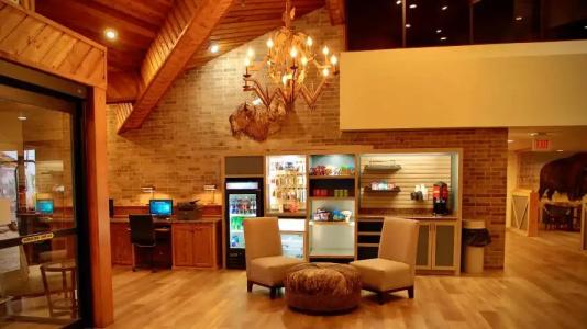 Best Western Plus Saddleback Inn and Conference Center