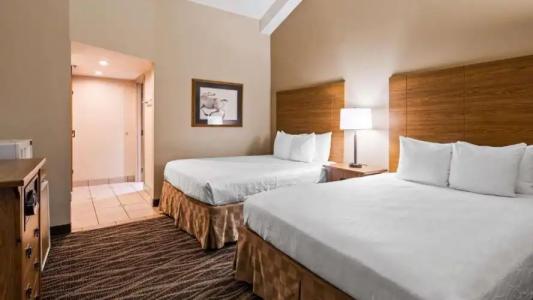Best Western Plus Saddleback Inn and Conference Center - 35