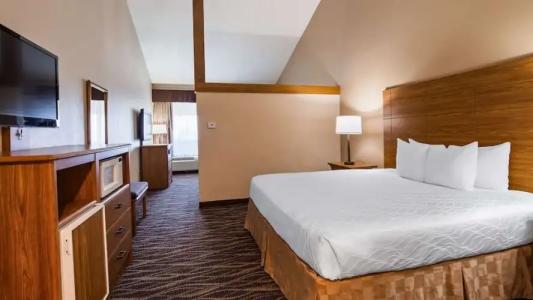 Best Western Plus Saddleback Inn and Conference Center - 55