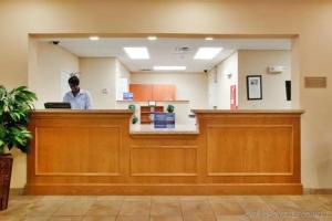 Candlewood Suites Norfolk Airport, an IHG Hotel, Norfolk