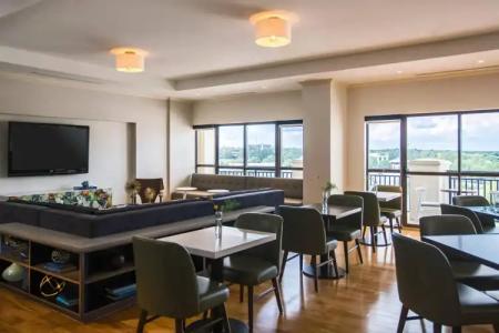 Renaissance Raleigh North Hills - 33