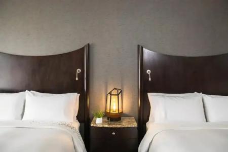 Renaissance Raleigh North Hills - 18