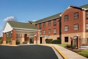 Four Points by Sheraton Raleigh Arena, Raleigh