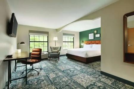 Four Points by Sheraton Raleigh Arena - 18