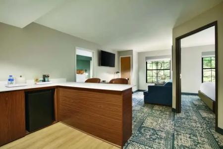 Four Points by Sheraton Raleigh Arena - 6