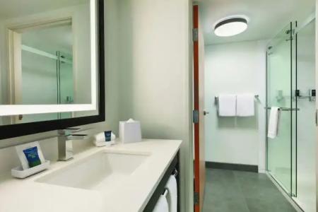 Four Points by Sheraton Raleigh Arena - 15