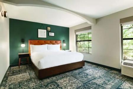 Four Points by Sheraton Raleigh Arena - 3