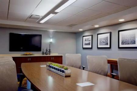 DoubleTree by Hilton South Bend - 20