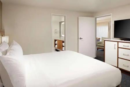 DoubleTree by Hilton South Bend - 5