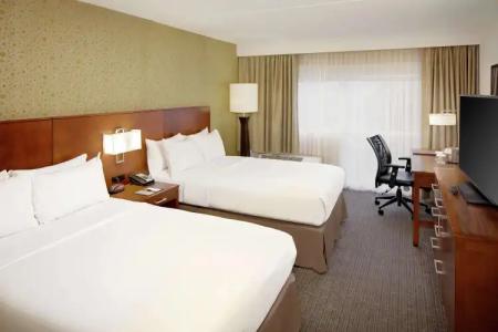 DoubleTree by Hilton South Bend - 33
