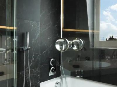 Le Narcisse Blanc - 85