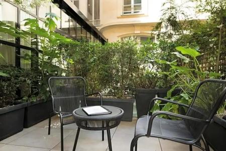 Le Narcisse Blanc - 57