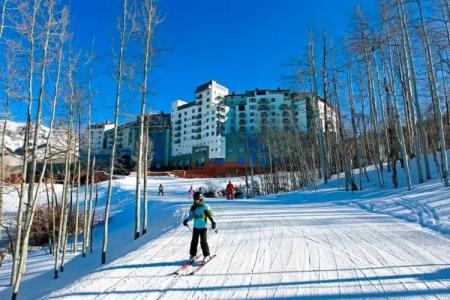 The Peaks Resort and Spa - 30