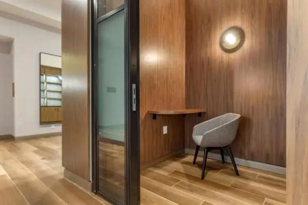 Sheraton Suites Old Town Alexandria - 38